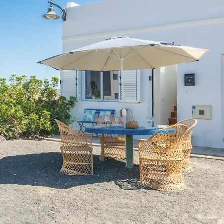 Beach House Dom wakacyjny *